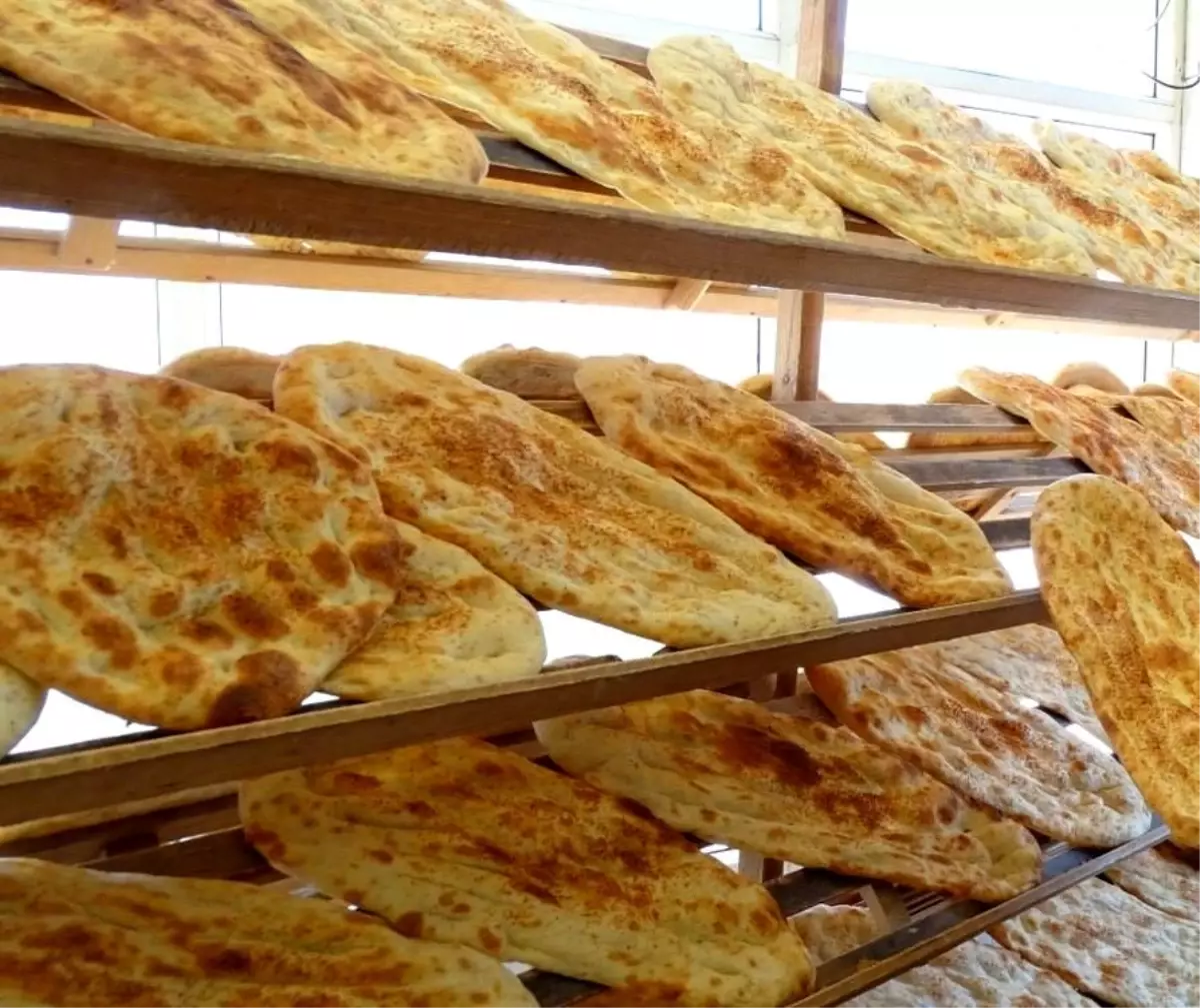 Hisarcık\'ta Ramazan Pidesi Fiyatları Belirlendi