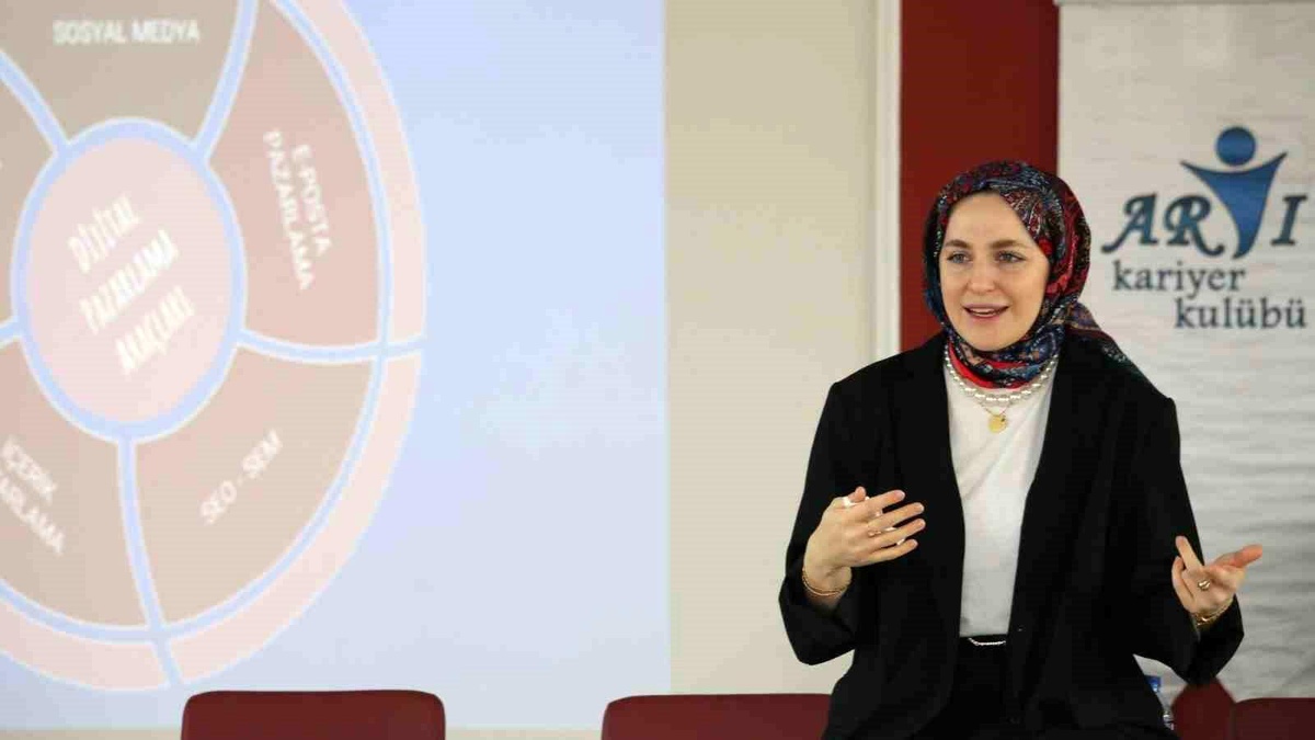 Karabük\'te Dijital Pazarlama Atölyesi