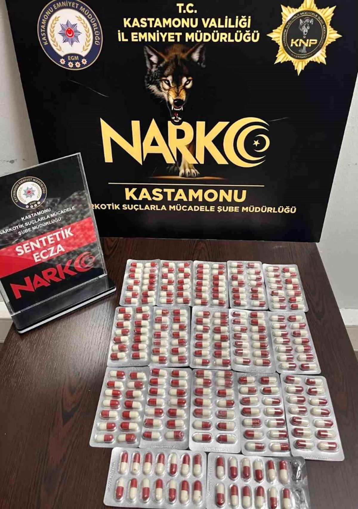 Kastamonu\'da Sentetik Ecza Operasyonu