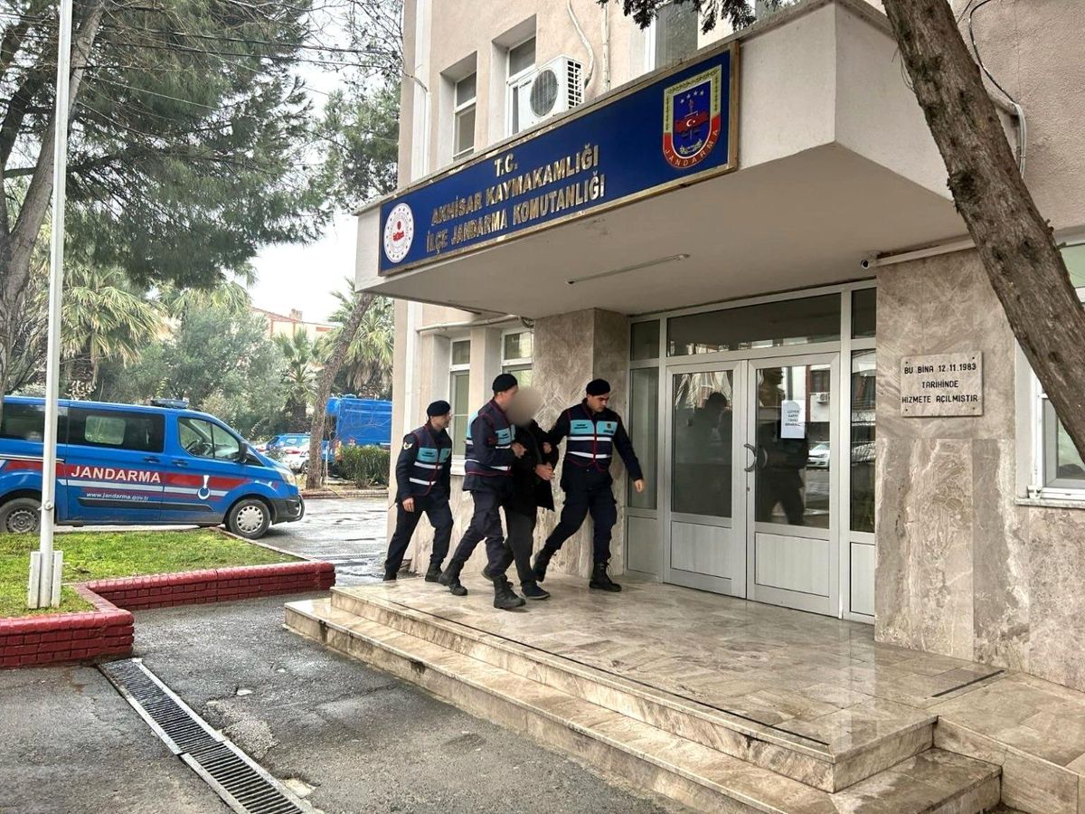Manisa\'da Dolandırıcılık Çetesi Yakalandı