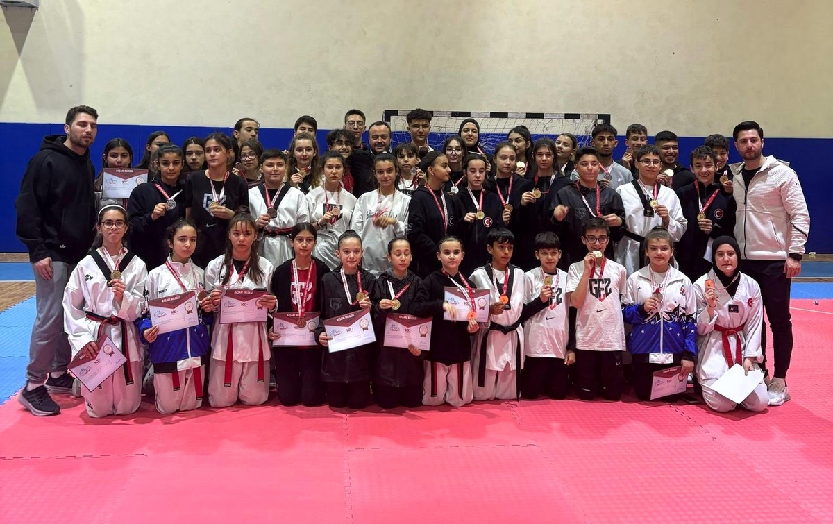 Taekwondo İl Şampiyonası Aydın\'da Yapıldı