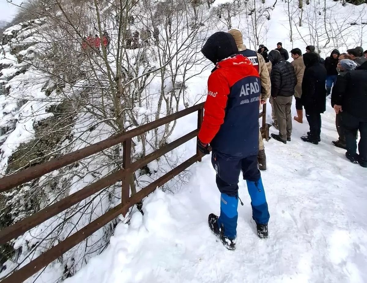 Ordu\'da 3 gündür kayıp olarak aranan kadının cansız bedenine ulaşıldı