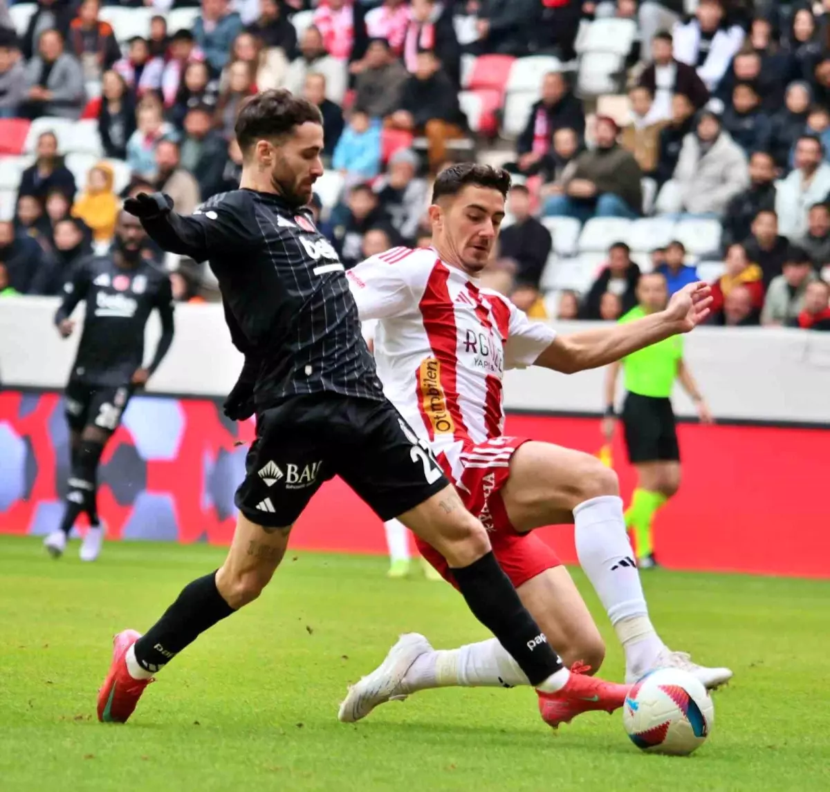 Beşiktaş, Antalyaspor\'u 1-0 Geçti