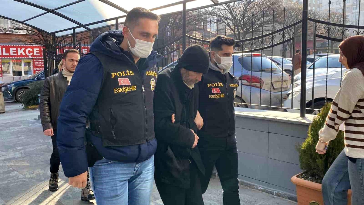 Firari 12 Yıl Sonra Yakalandı