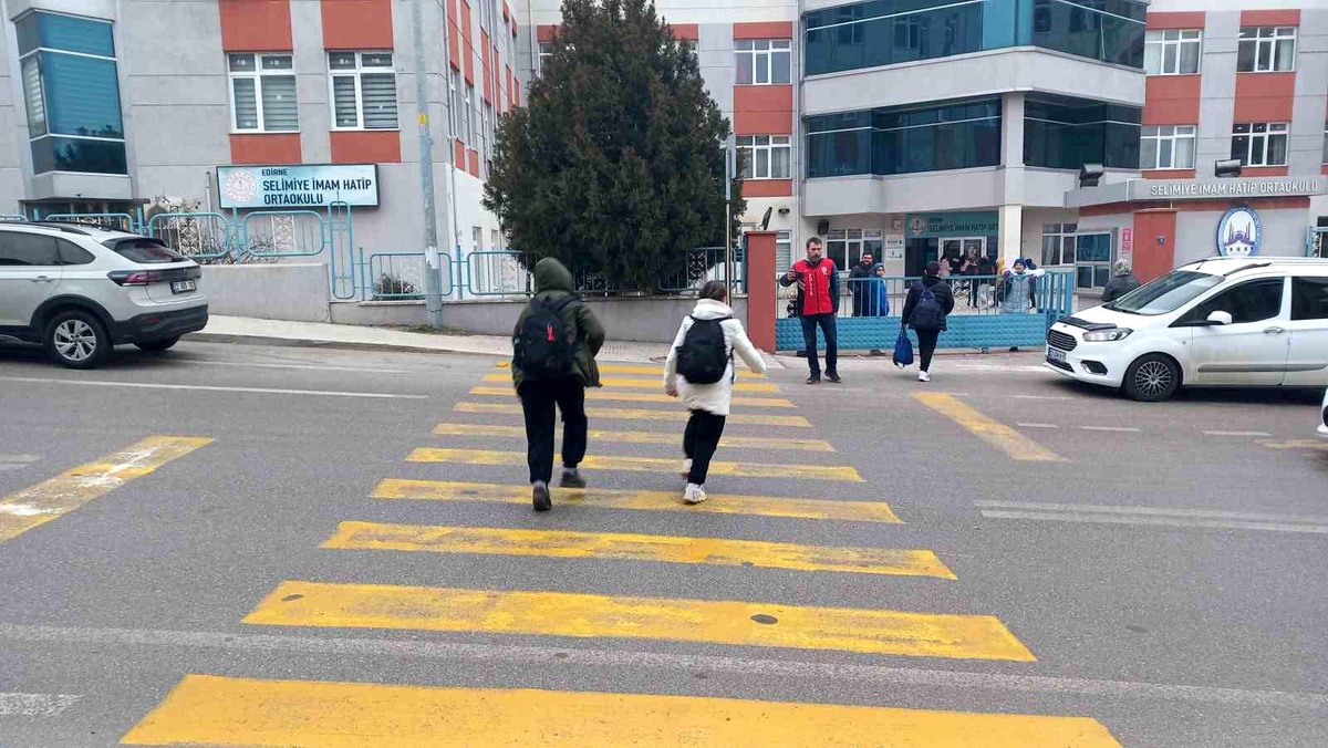 Edirne\'de Okul Polisi Denetimleri