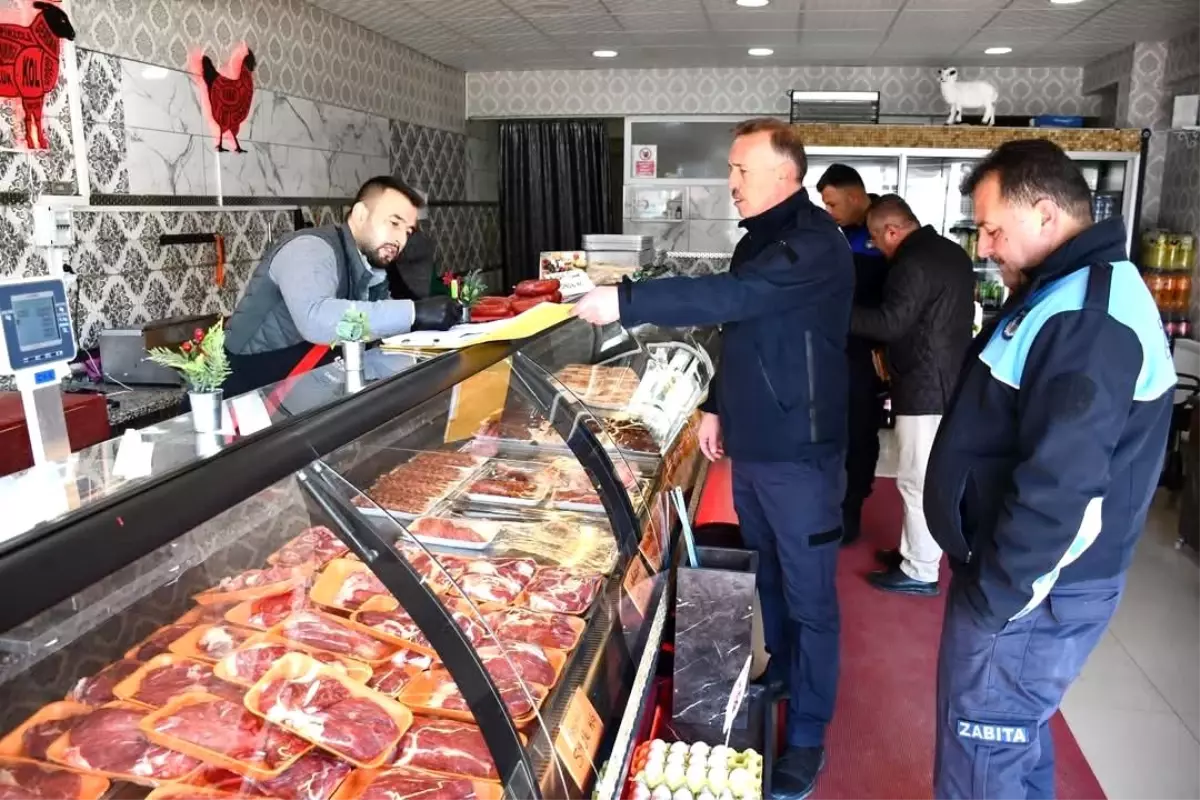 Sivas\'ta Ramazan Öncesi Kasap ve Market Denetimleri Yapıldı