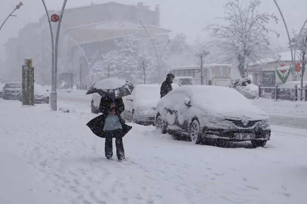 Meteoroloji\'den 3 il için kuvvetli kar uyarısı