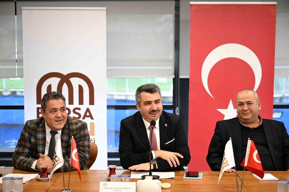 Bursa Belediyeler Birliği\'nde İş Yeri Ruhsatları Toplantısı