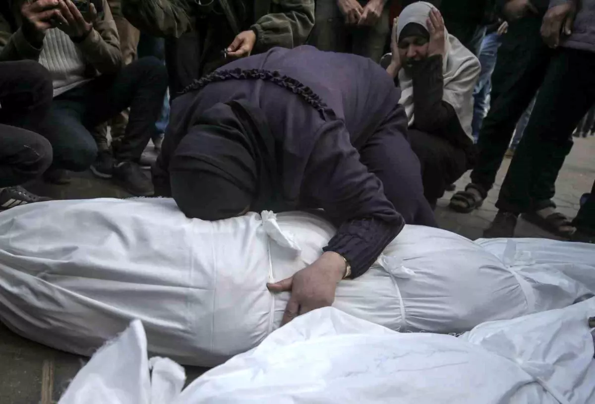 Gazze\'de Can Kaybı 48 Bin 365\'e Çıktı