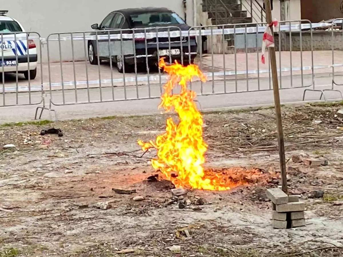 Kartepe\'de Metan Gazı Yangını 10 Gündür Sürebiliyor