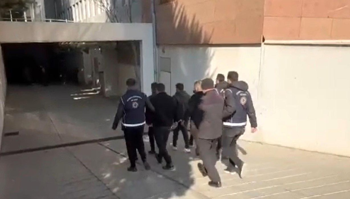 Gaziantep\'te Göçmen Kaçakçılığı Operasyonu