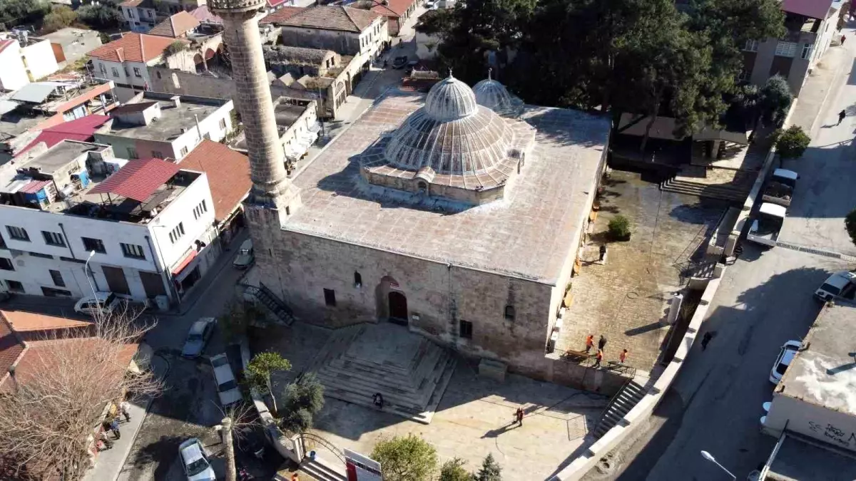 Hoşkadem Camii Ramazan\'a Hazırlandı