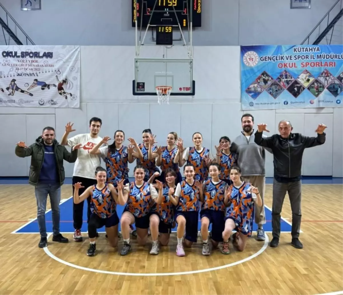 Moymulspor U18 Kızları Kütahya Şampiyonu