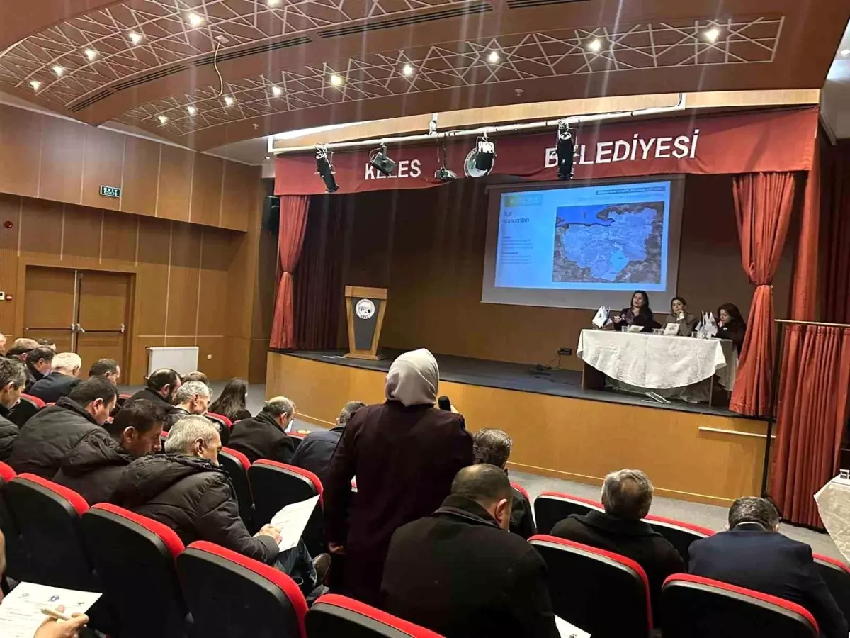 Bursa Büyükşehir Belediyesi\'nden Muhtarlarla Çevre Düzeni Planı Toplantısı