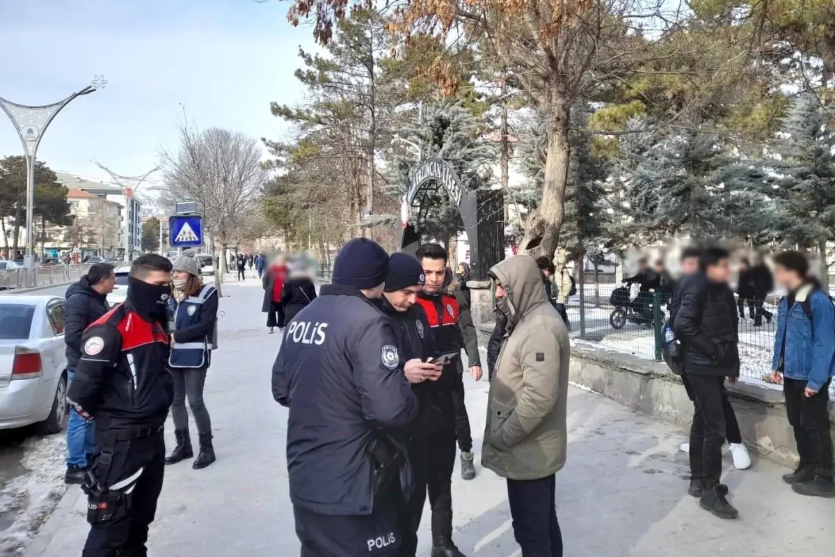 Erzincan\'da Güvenli Eğitim Uygulamaları