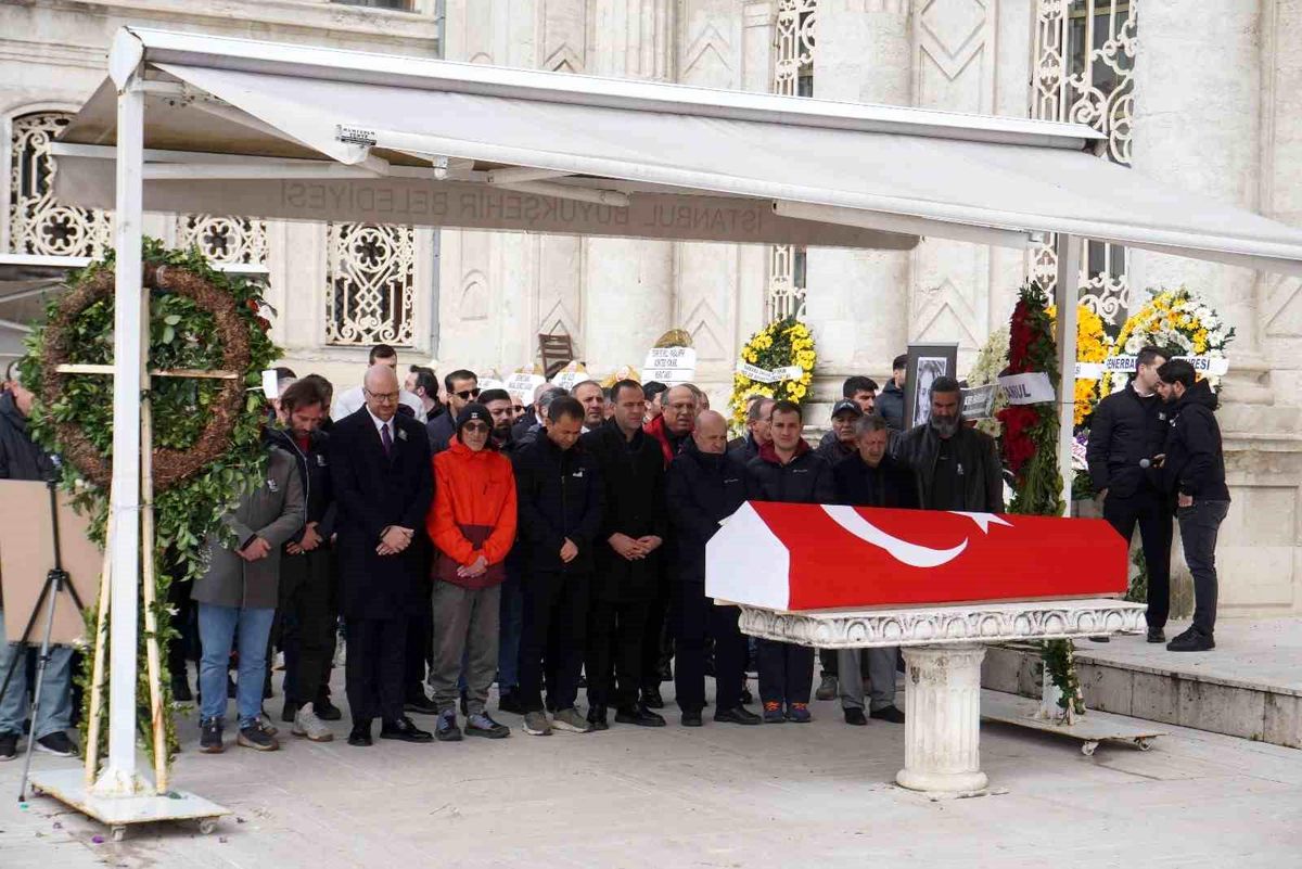 Olimpiyat Yüzücüsü Şadan Derya Erke\'yi Uğurladık