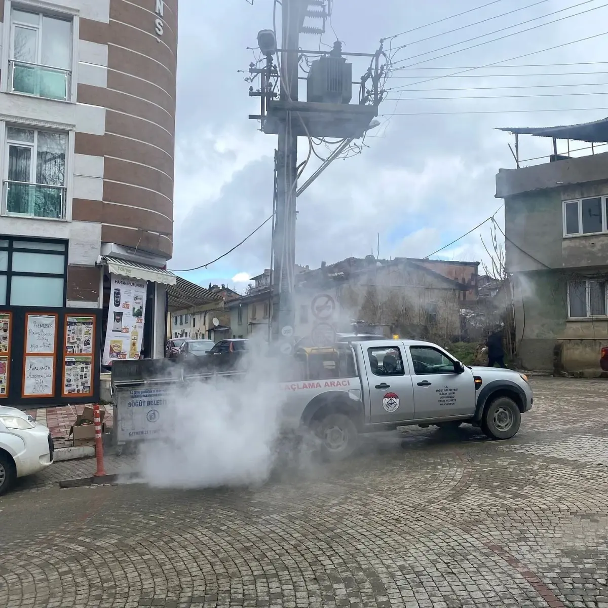 Söğüt Belediyesi İlaçlama Çalışmalarına Devam Ediyor