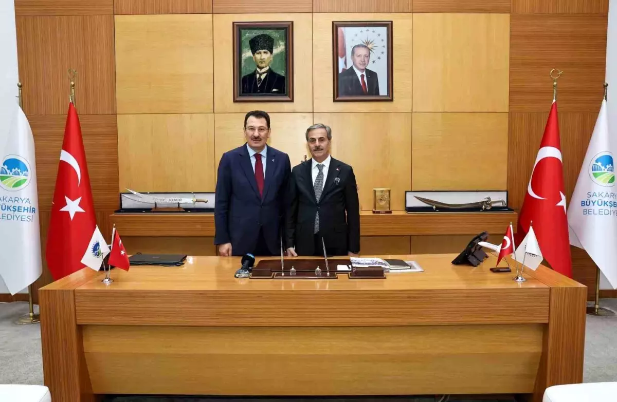 Ali İhsan Yavuz\'dan Sakarya Büyükşehir Belediyesi\'ne Ziyaret