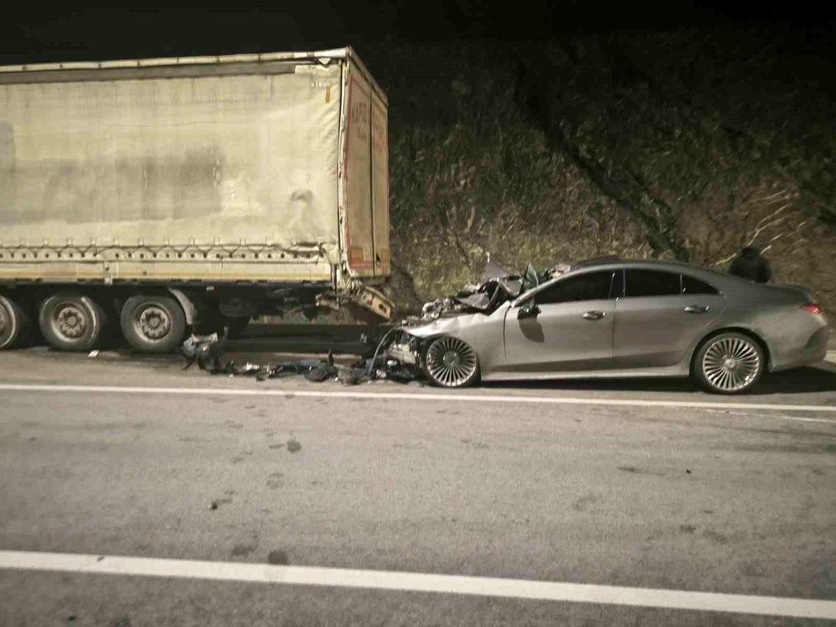 Alkollü Sürücü Kaza Yaptı: 1 Yaralı