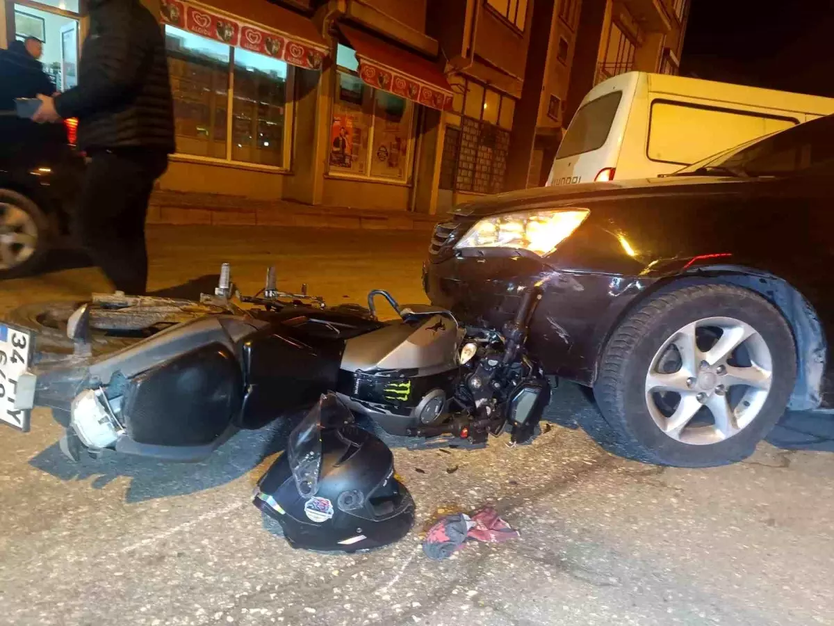 Eskişehir\'de Motosiklet Kazası: Sürücü Yaralandı