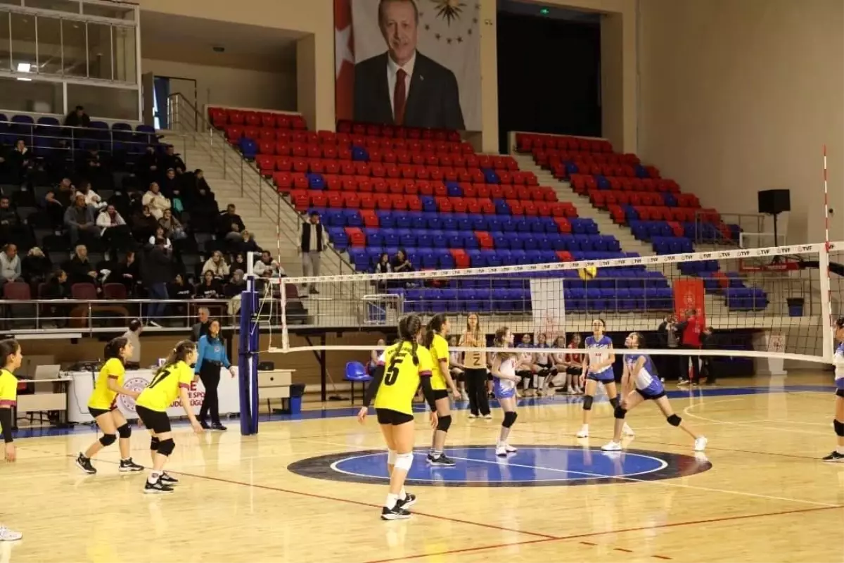 Niğde Altyapı Bayanlar Voleybol Ligleri Tamamlandı