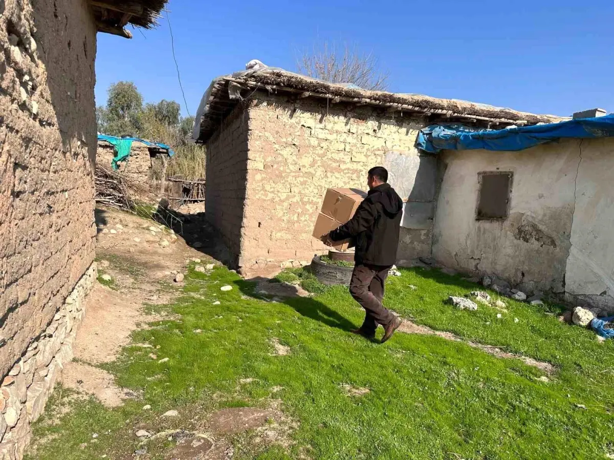 Polis Memurundan Ramazan Yardımı