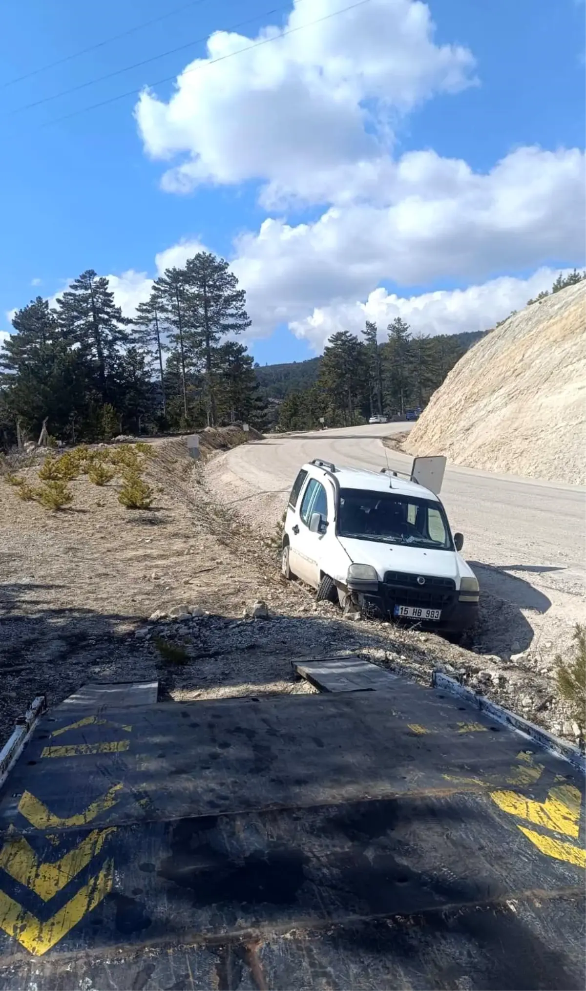 Burdur\'da Trafik Kazası: 1 Ölü, 1 Yaralı