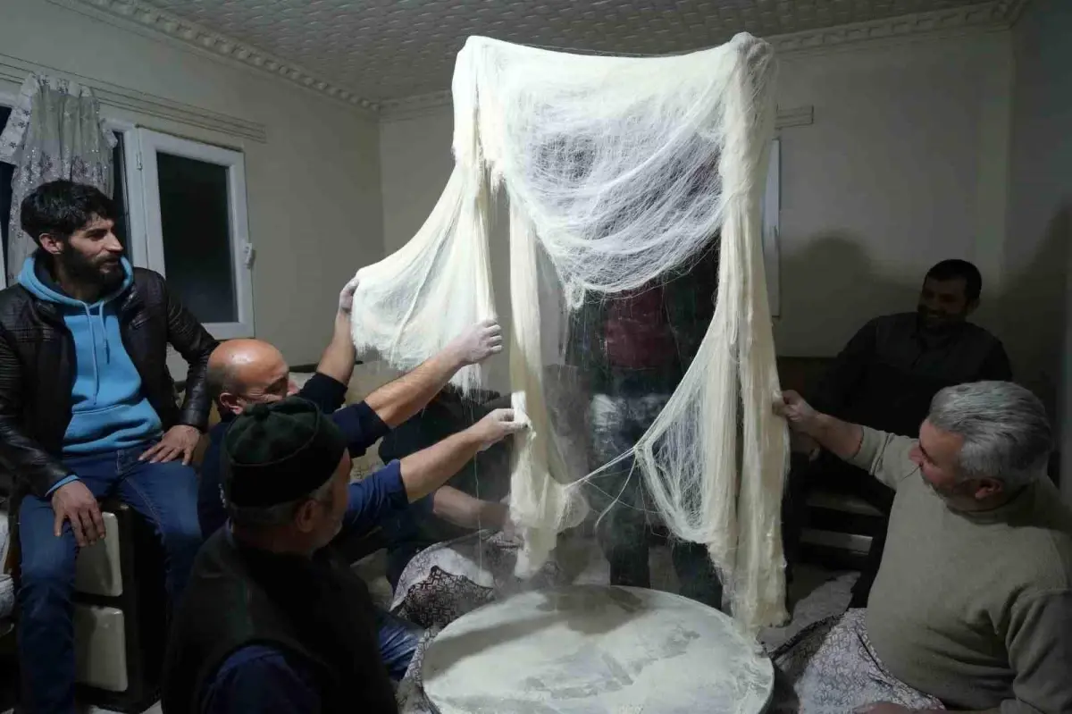 Bayburt\'ta Tel Helva Geleneği