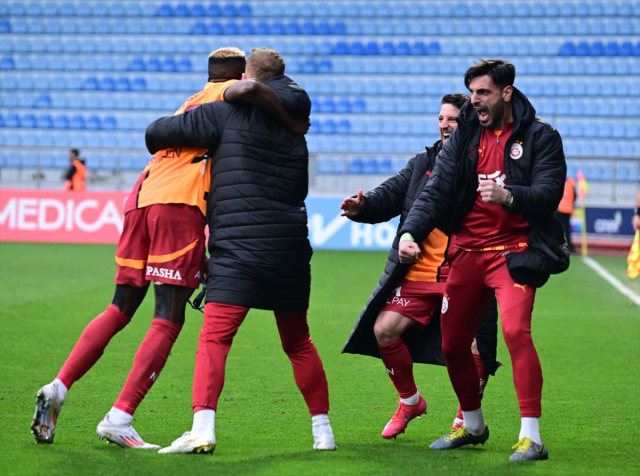 Galatasaray, Kasımpaşa ile 3-3 berabere kaldı