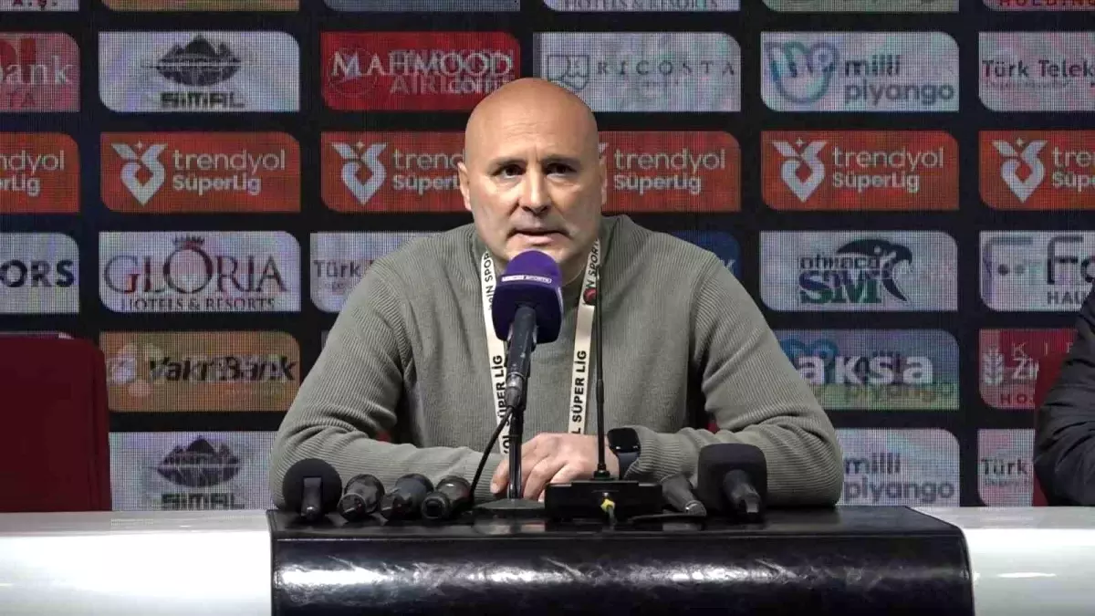 Alanyaspor Düşme Hattında Tehlike Yaşıyor