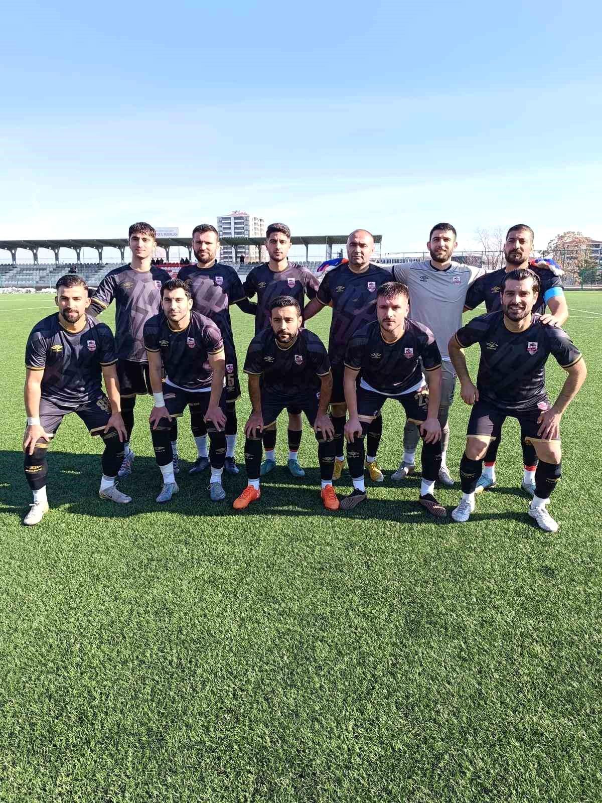 Elazığ İl Özel İdare Süper Başarıya Koşuyor