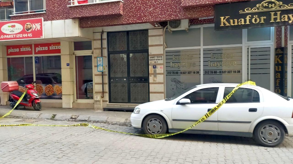 Balkondan Düşen Kadın Yaralandı