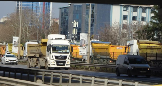 İstanbul'da tepki çeken eylem; trafik durdu, ambulanslar bile geçemedi