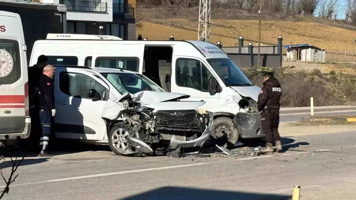 Kastamonu\'da Trafik Kazası: 4 Yaralı