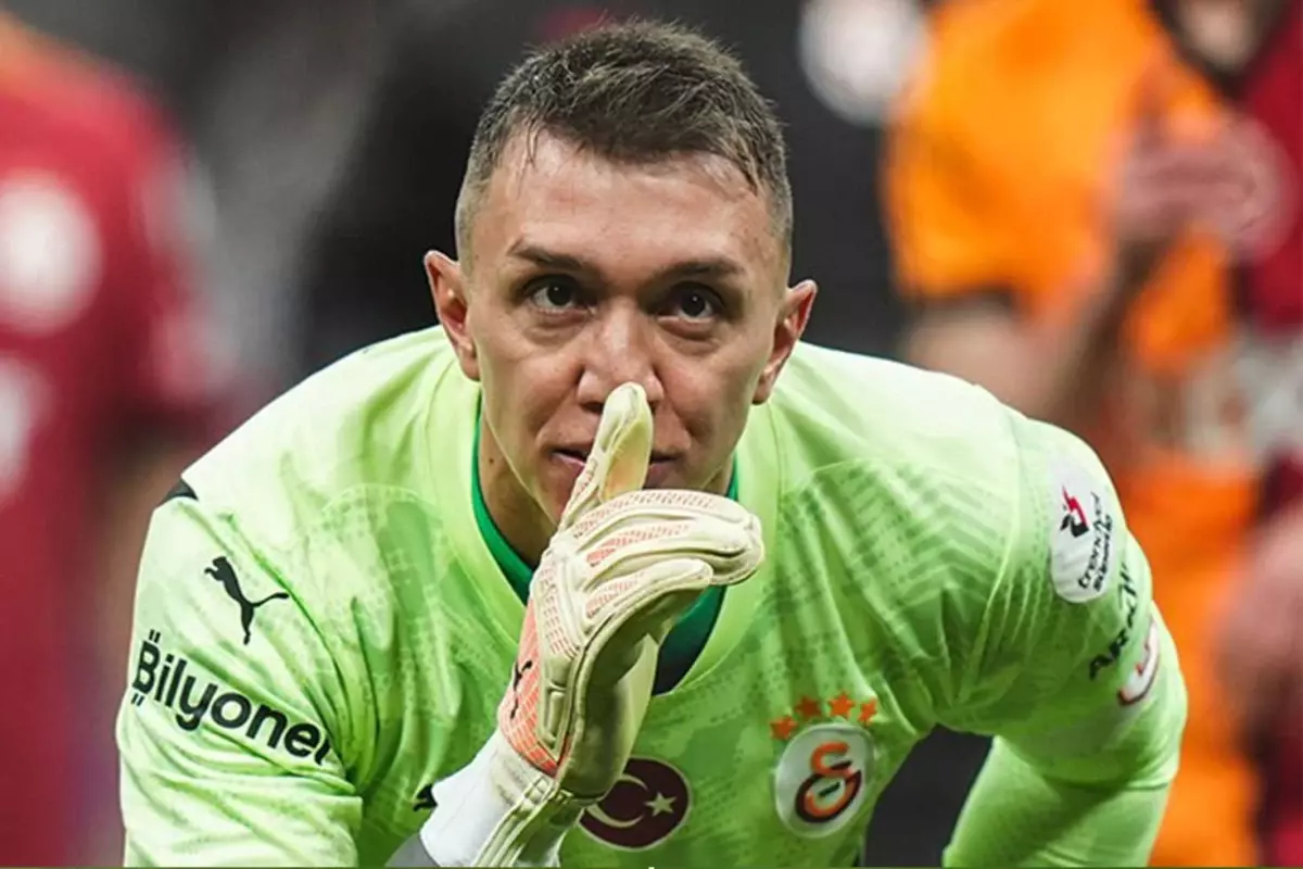 Transferde büyük sürpriz: Galatasaray, Muslera\'nın yerini alacak kaleciyi buldu