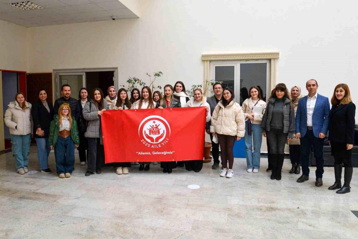 Aile Yılı Söyleşileri BŞEÜ\'de Yapıldı