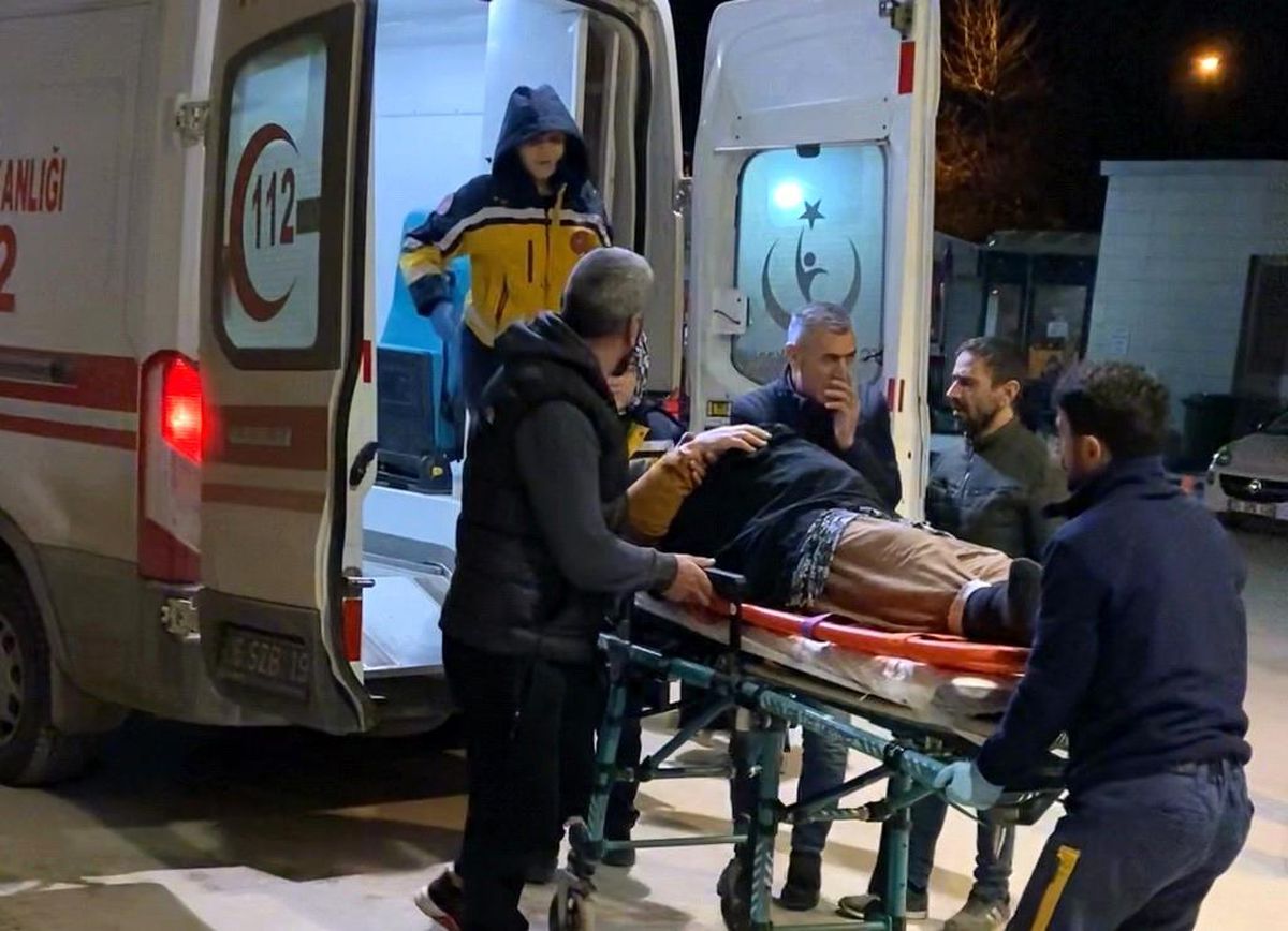 İnegöl\'de otomobilin çarptığı yaşlı kadın ağır yaralandı