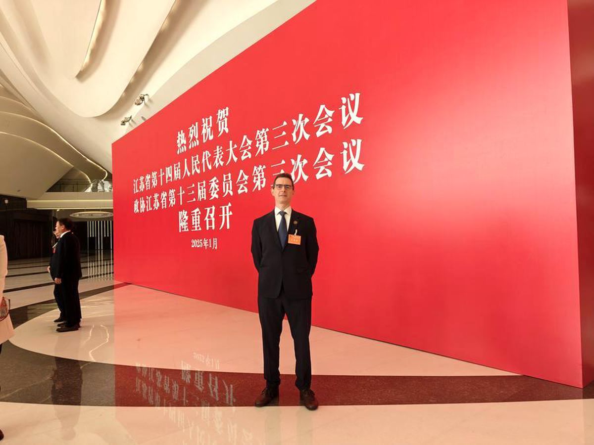 Burat, Jiangsu Eyalet Halk Kongresi\'nde