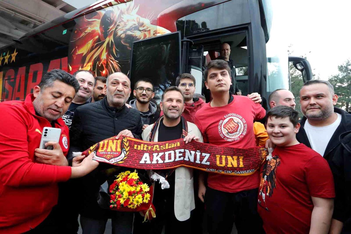 Galatasaray Antalya\'da Kamp Yapıyor