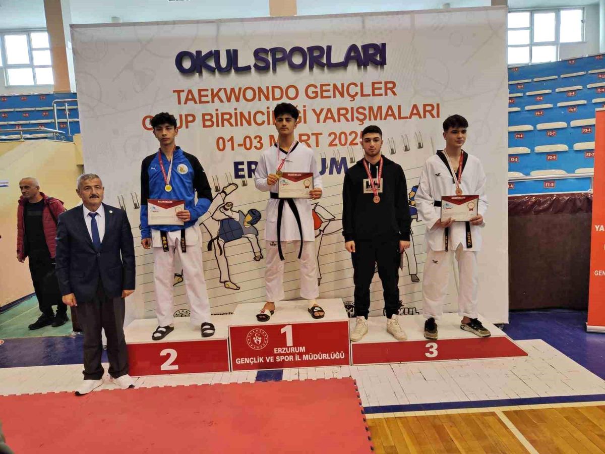 Elazığlı Sporcular Taekwondo\'da 9 Madalya Kazandı