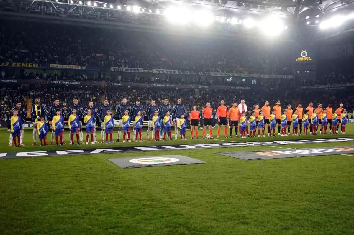 Fenerbahçe - Rangers Maçı: İlk 15 Dakika