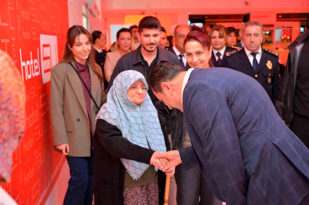 Antalya Emniyeti\'nden şehit aileleri ve gazilere iftar