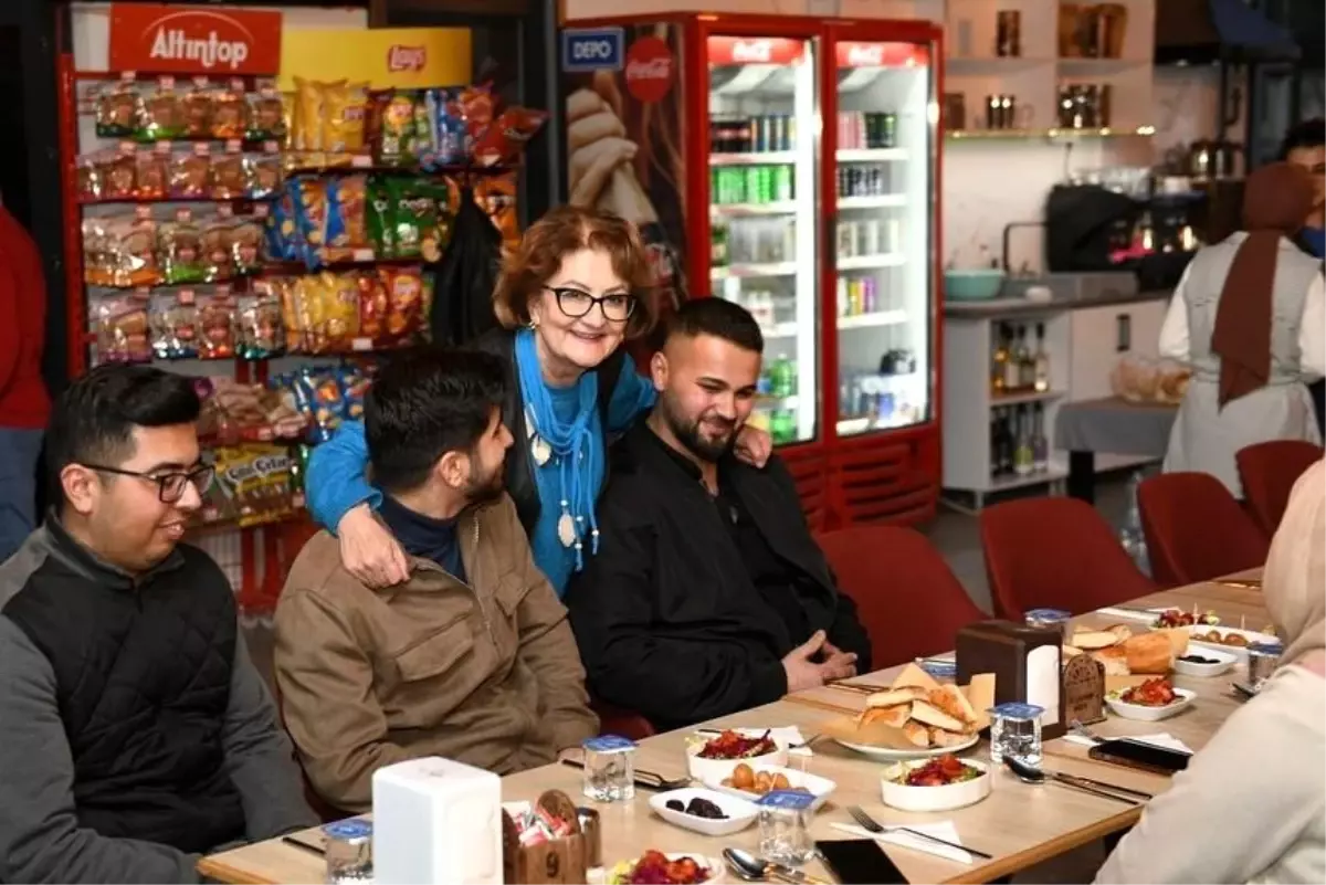 Bozkurt Belediye Başkanı iftar da öğretmenlerle buluştu