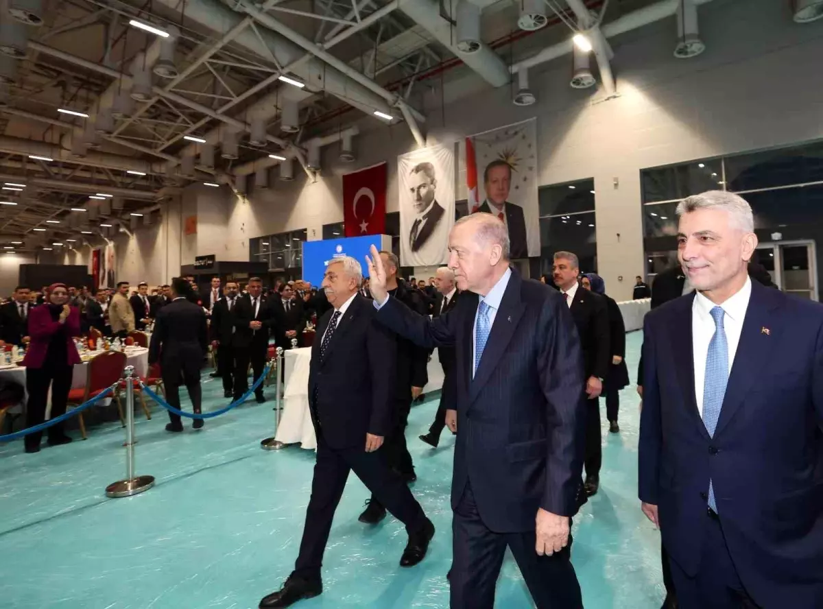 Cumhurbaşkanı Erdoğan\'dan Esnafa Kredi Müjdesi