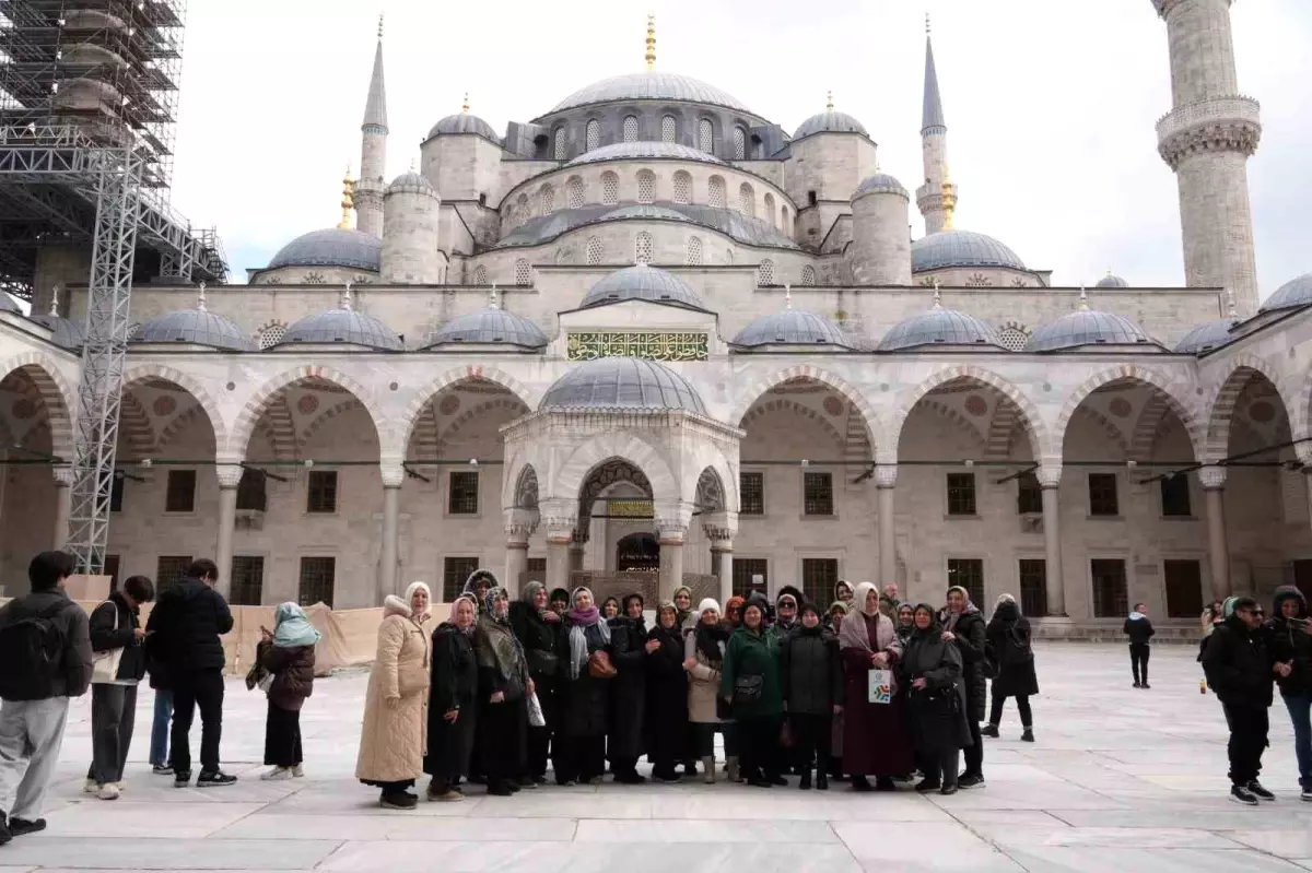 Gaziosmanpaşa\'da Ramazan Etkinlikleri: Cami ve Türbe Ziyaret Turları Başladı