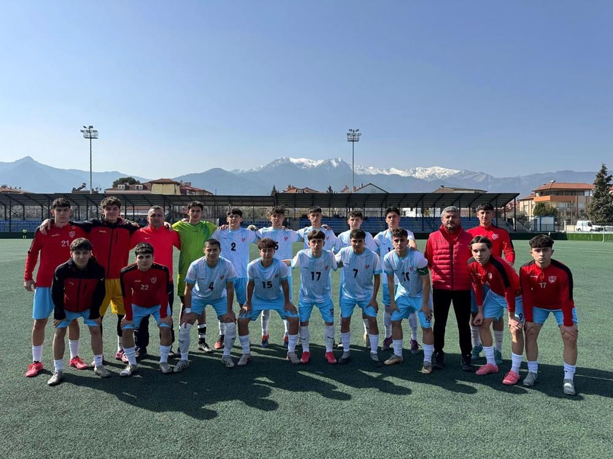 Manisa Spor Lisesi Yarı Finallere Yükseldi