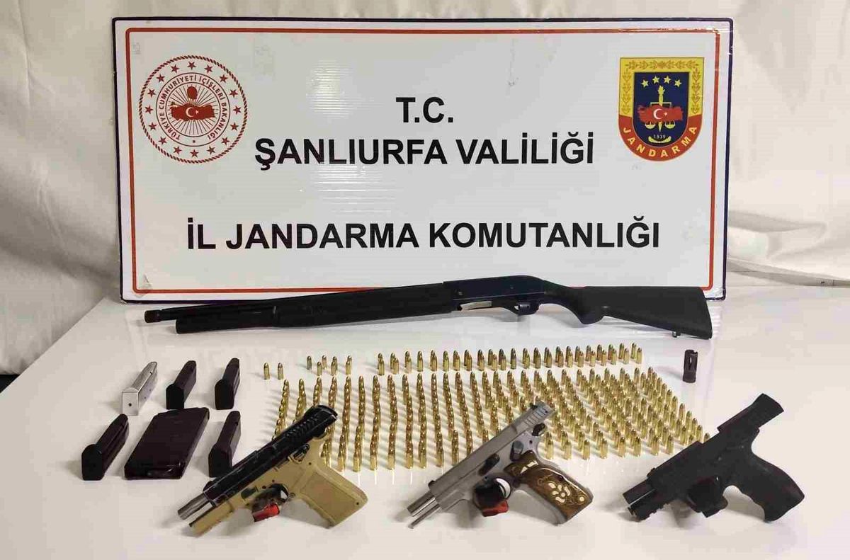 Şanlıurfa\'da Silah Kaçakçılığı Operasyonu