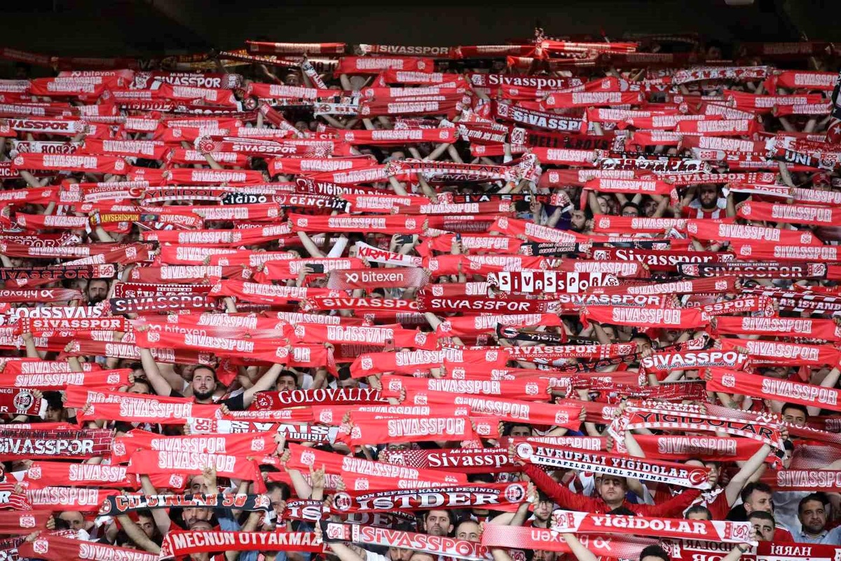 Sivasspor\'da Lise Öğrencilerine Ücretsiz Bilet