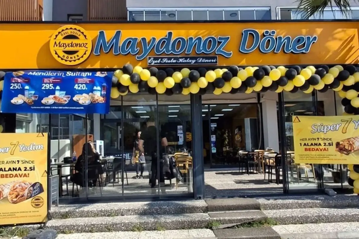 TMSF yönetimindeki Maydonoz Döner 10 yeni şube açtı