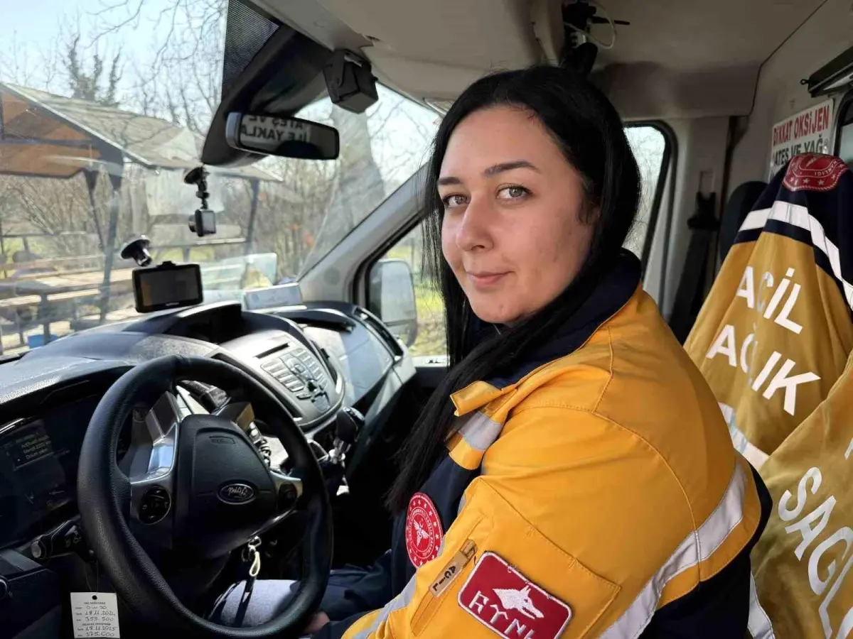 Kadın Ambulans Şoförü Hilal Kıymaz\'ın Mücadelesi